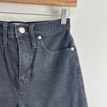 Load image into Gallery viewer, Madewell Classic Straight Denim High Rise Dark Wash Jeans Black 25
