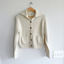 Load image into Gallery viewer, Uniqlo Souffle Yarn Ribbed Knit Button Front Cardigan Cream XS
