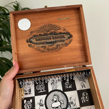 Load image into Gallery viewer, Sancho Panza Wood Cigar Box With Leather Strap Brown
