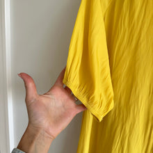 Load image into Gallery viewer, Lola &amp; Sophie Button Front Tiered Short Sleeve Shirt Dress Yellow L
