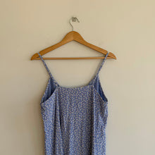 Load image into Gallery viewer, Rails Frida Floral Sleeveless Ruffle Hem Midi Dress Periwinkle Blue M
