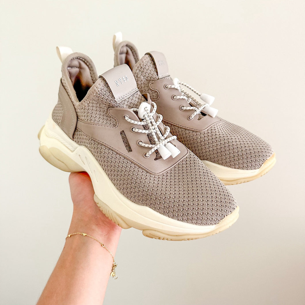 Steve Madden Myles Knit Lace Up Sneakers Tan 8