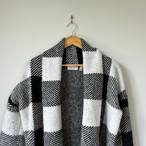 RD Style Buffalo Plaid Open Front Cardigan Sweater Black/White M