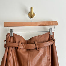 Load image into Gallery viewer, Commando Faux Leather Cropped Paper Bag Pants Brown M

