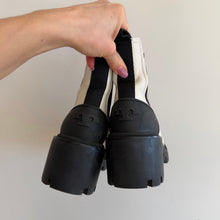 Load image into Gallery viewer, Tory Burch Chelsea Lug Sole Leather Pull On Ankle Boots White/Black 9
