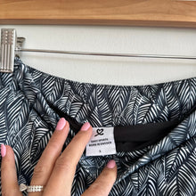 Load image into Gallery viewer, Daily Sports Patterned Layered Mid Rise Pull On Golf Skort Black L
