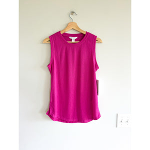 Athleta Breezy Power of She Crew Neck Activewear Tank Top Fuchsia Leaders S NWT