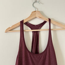 Load image into Gallery viewer, Lululemon 105 F Singlet Tank Top in Bordeaux Drama
