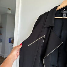 Load image into Gallery viewer, Frank Lyman Asymmetrical Zip Up Draped Collared Jacket Black 18

