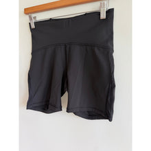 Load image into Gallery viewer, Lululemon Train Times Short 6" High Rise Activewear Bike Shorts Black 6
