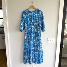 Load image into Gallery viewer, Draper James Martina Floral Print 3/4 Sleeve Popover Midi Dress Blue White 6
