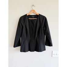 Load image into Gallery viewer, Theory Clarie Tailored Collarless Peplum Hidden Front Closure Jacket Black 10
