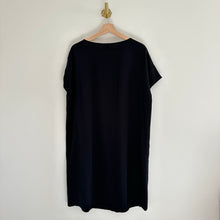 Load image into Gallery viewer, Eileen Fisher Silk Round Neck Short Sleeve Pullover Dress Black M
