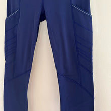 Load image into Gallery viewer, Lululemon Run Speed Tight V Leggings Blue 2
