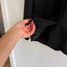 Load image into Gallery viewer, Jamison Evereve Single-Breasted Notch Lapel Snap Closure Blazer Jacket Black M
