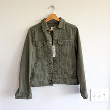Load image into Gallery viewer, AG Adriano Goldschmied Robyn Button Up Fitted Stretch Denim Jacket Olive M NWT

