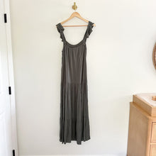 Load image into Gallery viewer, BB Dakota Tiered Ruffled Sleeveless Scoop Neck Maxi Maternity Dress Green L
