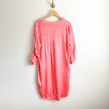 Load image into Gallery viewer, Coastal Bloom Satin V-Neck Italian Dress Coral Pink NWT
