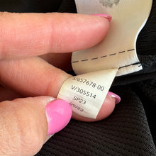 Load image into Gallery viewer, Athleta Brooklyn 16" Mid Rise Skort Black 10
