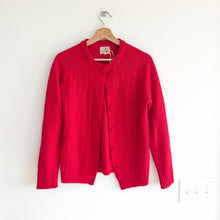 Load image into Gallery viewer, Vintage Helen Sue Knit Crew Neck Long Sleeve Button Front Cardigan Red M
