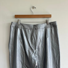 Load image into Gallery viewer, Commando Faux Leather High Rise Casual 7/8 Trouser Pants Silver XL NWT
