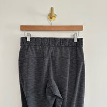 Load image into Gallery viewer, Lululemon On The Fly Drawstring Waist Pants in Heathered Black 4
