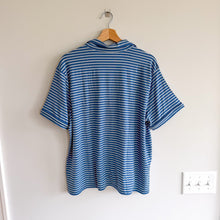 Load image into Gallery viewer, Hanna Andersson Striped Short Sleeve HannaSoft Pajama Top Elemental Blue L
