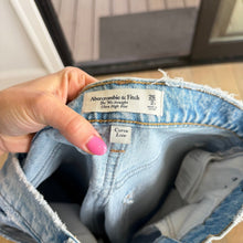 Load image into Gallery viewer, Abercrombie The 90's Straight The Ultra High Rise Curve Love Jeans Blue 26

