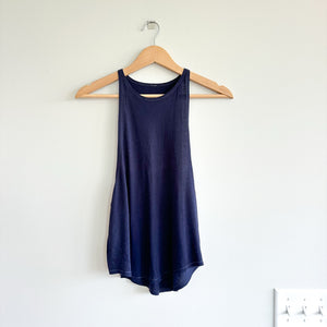 Lululemon Athletica Curve Hem Back Tank Top Purple 4