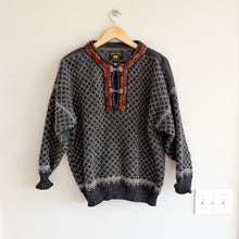 Load image into Gallery viewer, Vintage Volund Wool Nordic Fair Isle Embroidered Crew Neck Pullover Sweater XS
