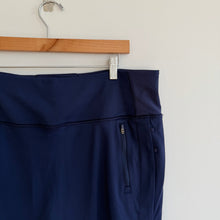 Load image into Gallery viewer, Athleta Fairway High Rise Golf 16" Activewear Skort Blue XL
