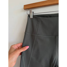 Load image into Gallery viewer, Girlfriend Collective Compressive High Rise 7/8 Activewear Leggings Gray S NWT
