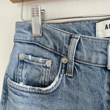Load image into Gallery viewer, AGOLDE Toni Mid Rise Denim Medium Wash Straight Jeans Blue 24
