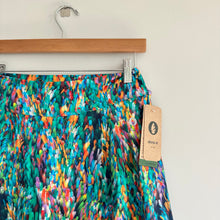 Load image into Gallery viewer, Dona Jo Serene Glide Printed Skort in Serene L NWT
