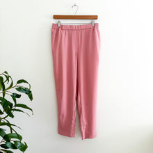 Load image into Gallery viewer, Anthropologie Mid Rise The Essential Pull On Trouser Pink S
