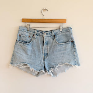 Levi's Premium 501 Original Frayed Hem Short Light Wash Blue 31
