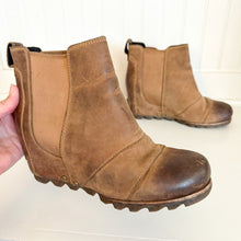 Load image into Gallery viewer, Sorel Joan of Artic Lea Wedge Ankle Chelsea Bootie
