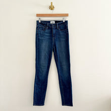 Load image into Gallery viewer, Paige Hoxton Ankle Jeans Vida Blue 26
