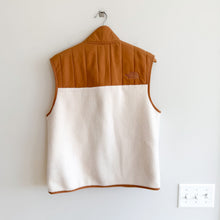 Load image into Gallery viewer, The North Face Cragmont Fleece Colorblock High Neck Vest White/Tan M

