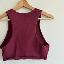 Load image into Gallery viewer, Aritzia Babaton Scuplt Knit Racerback Crew Neck Cropped Tank Top Red L
