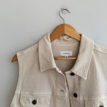 Load image into Gallery viewer, Evereve Robbie Button Front Denim Collared Cropped Vest Cream XL
