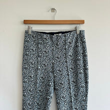 Load image into Gallery viewer, Anthropologie Maeve The Margot Kick-Flare Pull On High Rise Cropped Pants
