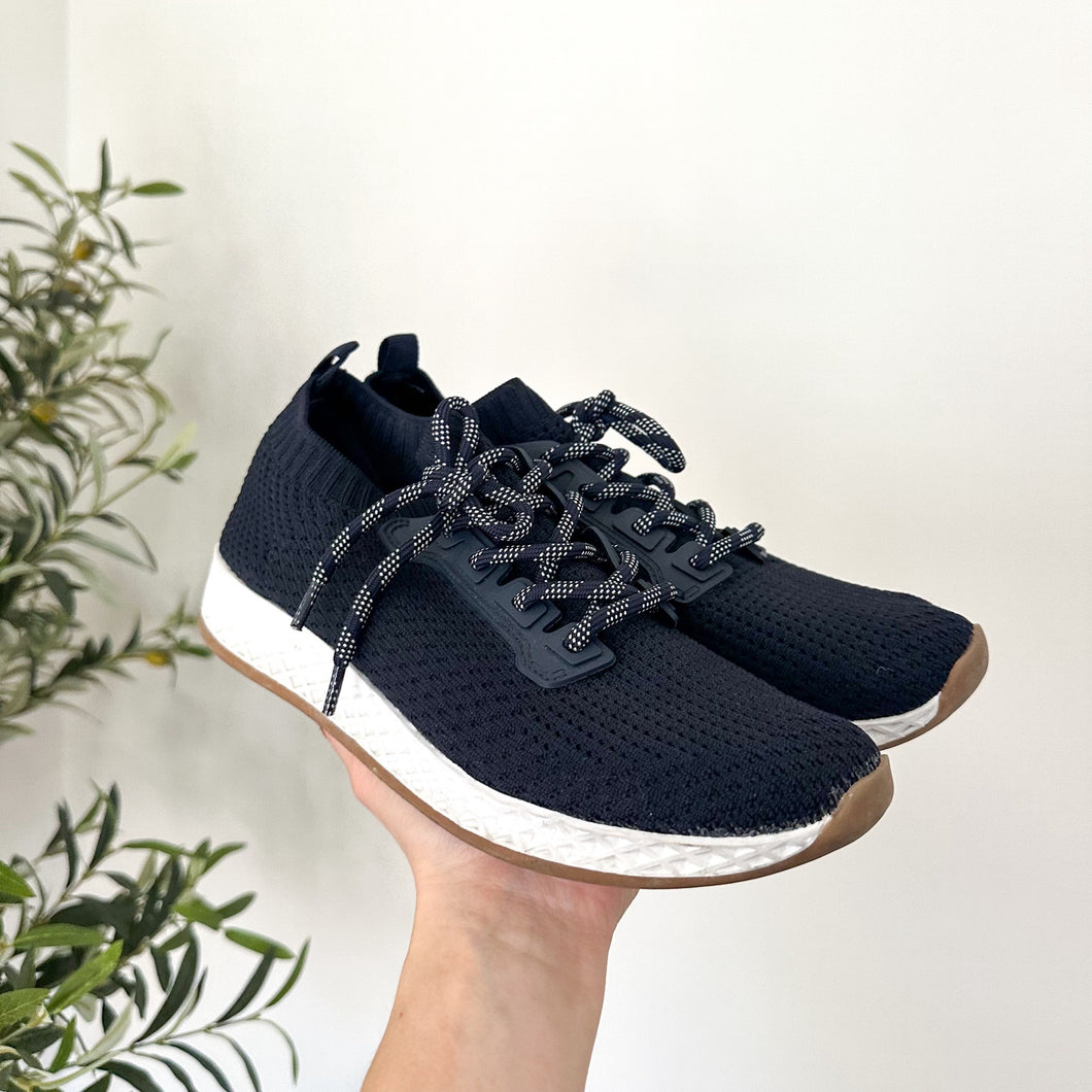 Urban Sport by J/Slides Knit Low Top Lace Up Sneaker Black 8