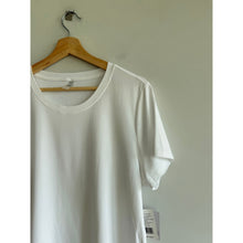 Load image into Gallery viewer, Beyond Yoga Featherweight On The Down Short Sleeve Activewear Top White XL NWT
