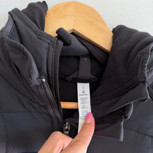 Load image into Gallery viewer, Lululemon Extra Mile Long Sleeve Running Activewear Jacket Black 8 NWT
