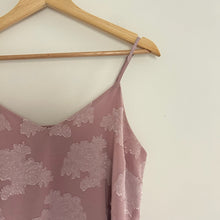 Load image into Gallery viewer, Anthropologie Sunday In Brooklyn Floral Lace V-Neck Pullover Camisole Top Pink S
