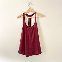 Load image into Gallery viewer, Lululemon 105 F Singlet Tank Top in Bordeaux Drama
