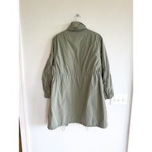 Load image into Gallery viewer, Armani Collezioni ZIp Up Long-Line 3-in-1 Utility Rain Jacket Green 46
