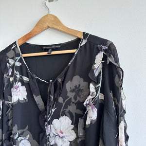 White House Black Market Silk New Romance Floral Sheer Sleeve Ruffle Blouse