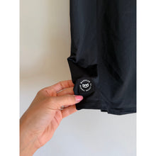Load image into Gallery viewer, Warroad Youth Prospect Tech Short Sleeve Activewear T-Shirt Black M 10-12 NWT
